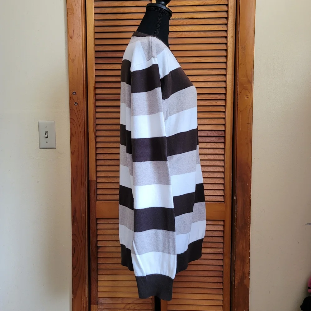 NWOT Old Navy Men's V Neck Sweater Size XL - Picture 4 of 4